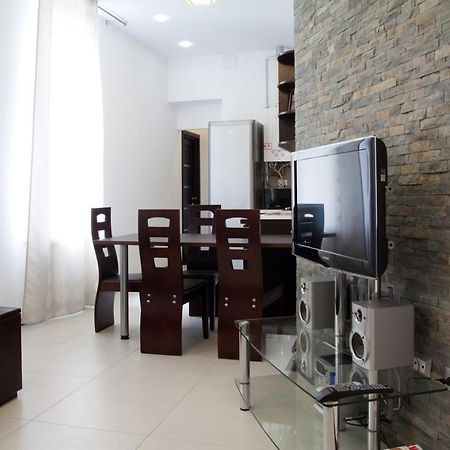Your Comfortable Stay In Apartment Next To Opera House Lviv Extérieur photo