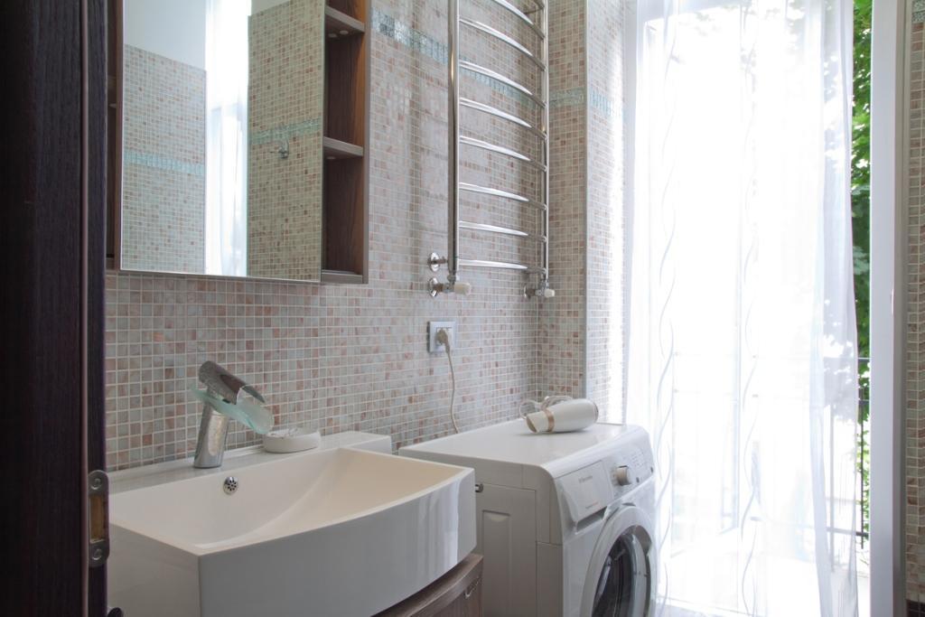 Your Comfortable Stay In Apartment Next To Opera House Lviv Extérieur photo